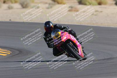 media/Oct-08-2022-SoCal Trackdays (Sat) [[1fc3beec89]]/Turn 10 (945am)/